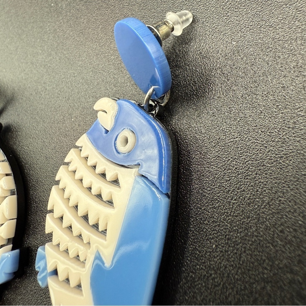 Blue Parrot Chunky Acrylic Bird Earrings - Picture 4 of 10